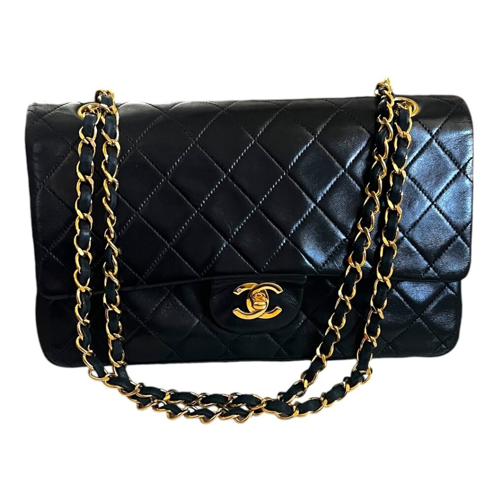 Chanel Vintage Classic Flap Black Lambskin Leather - Picture 8 of 15